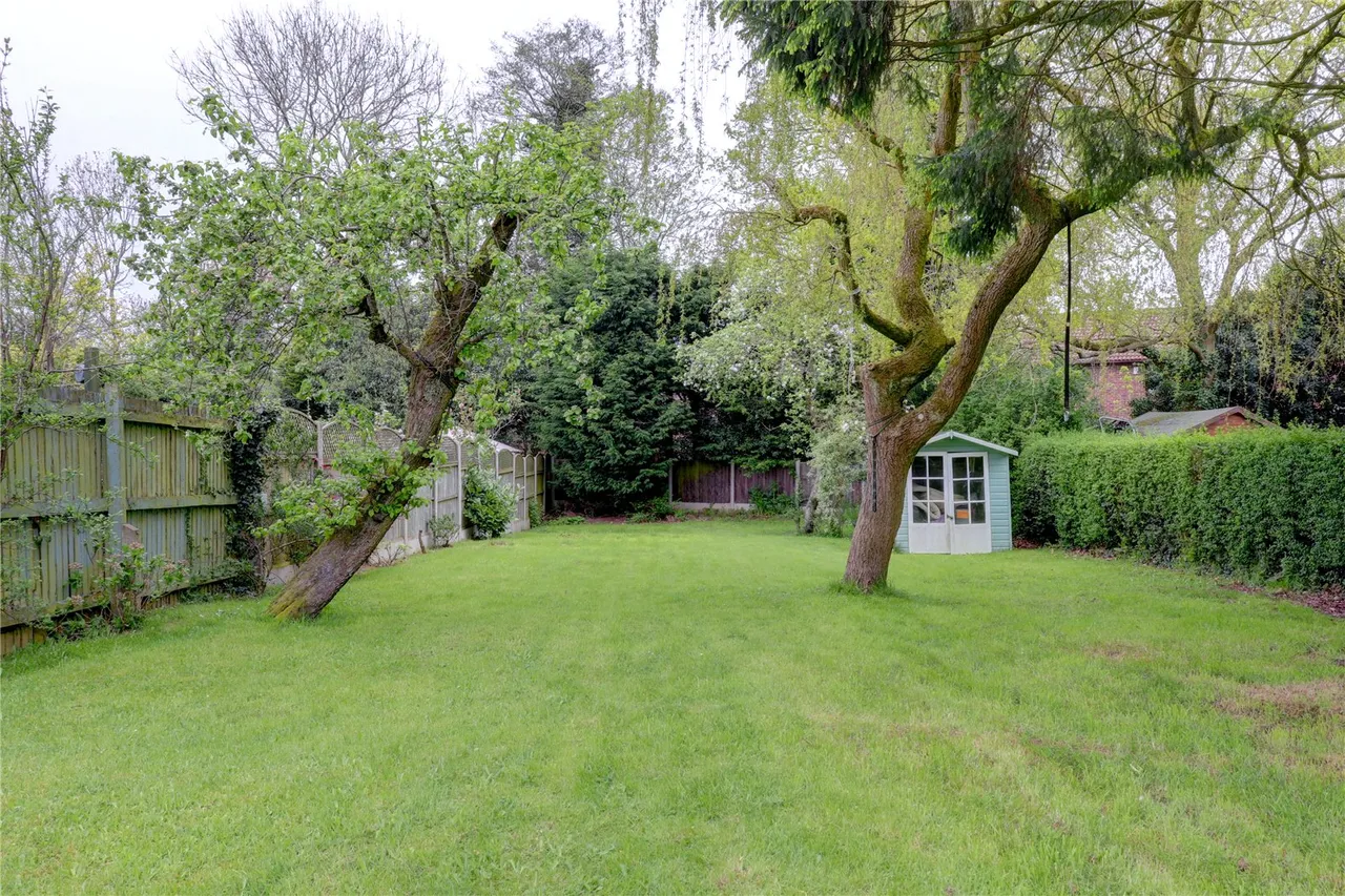 Rednal Hill Lane, Rednal, Birmingham, B45 9LJ, photo 22