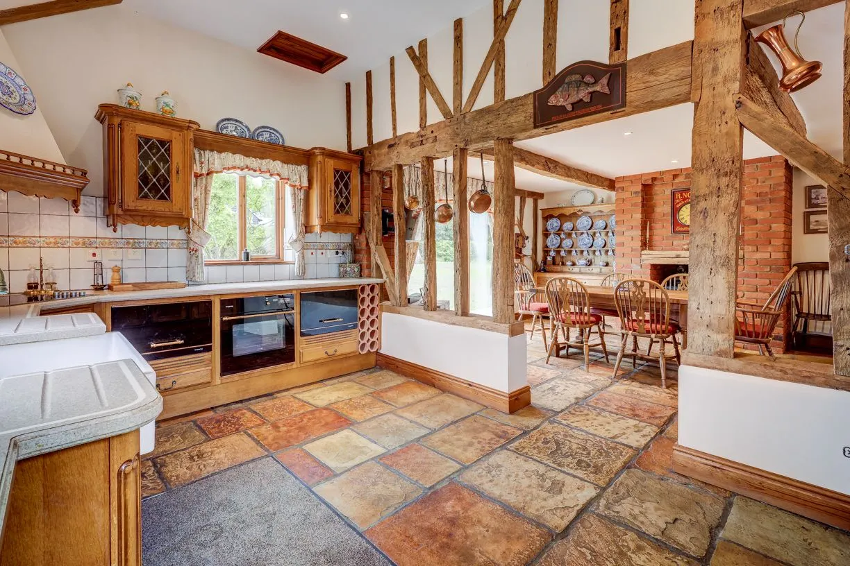 Shonks Mill Road, Navestock, RM4, photo 3