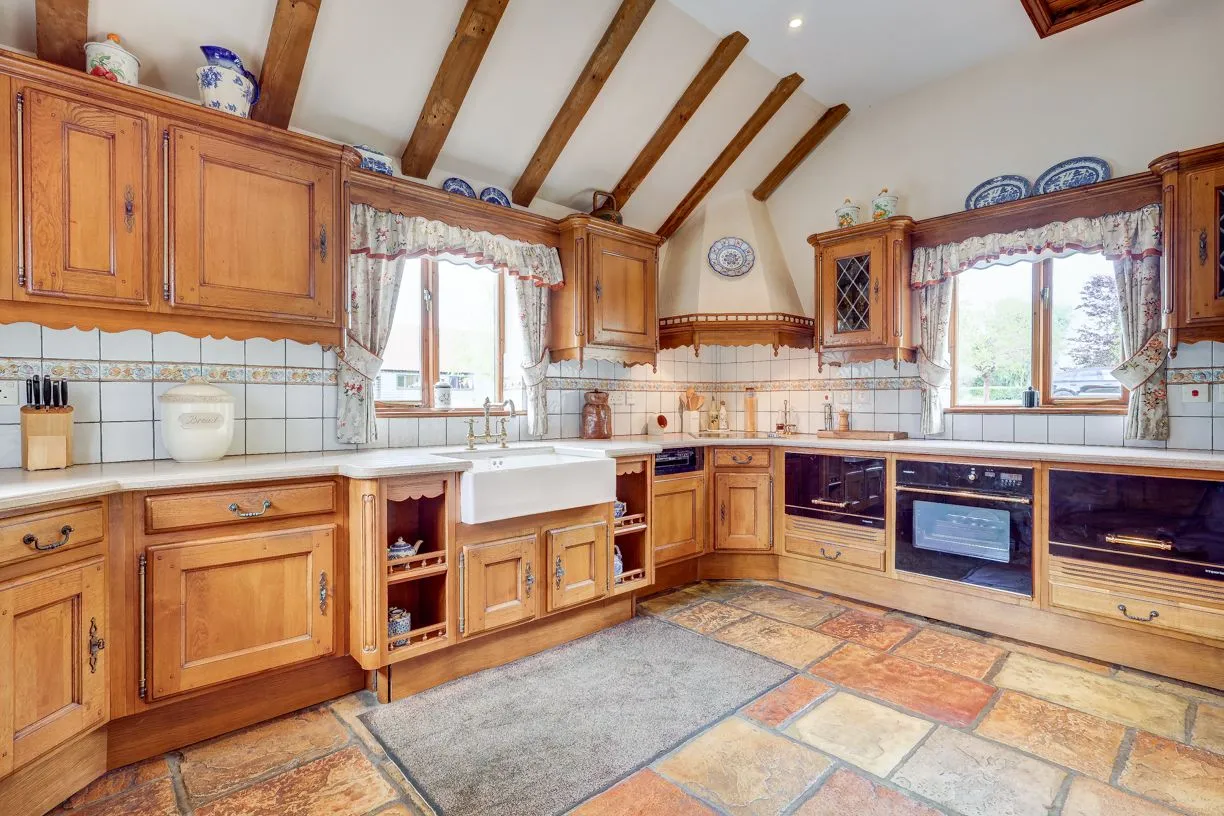 Shonks Mill Road, Navestock, RM4, photo 22