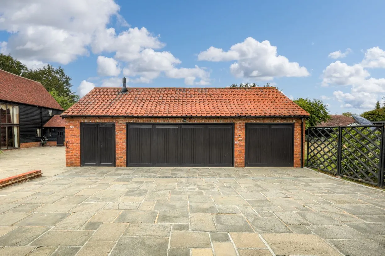 Shonks Mill Road, Navestock, RM4, photo 47
