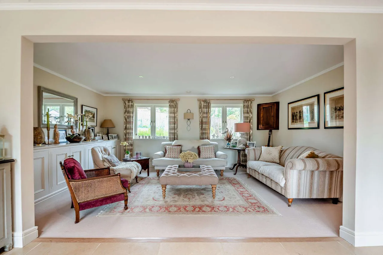 Penton Mewsey, Andover, Hampshire, SP11 0RE, photo 6