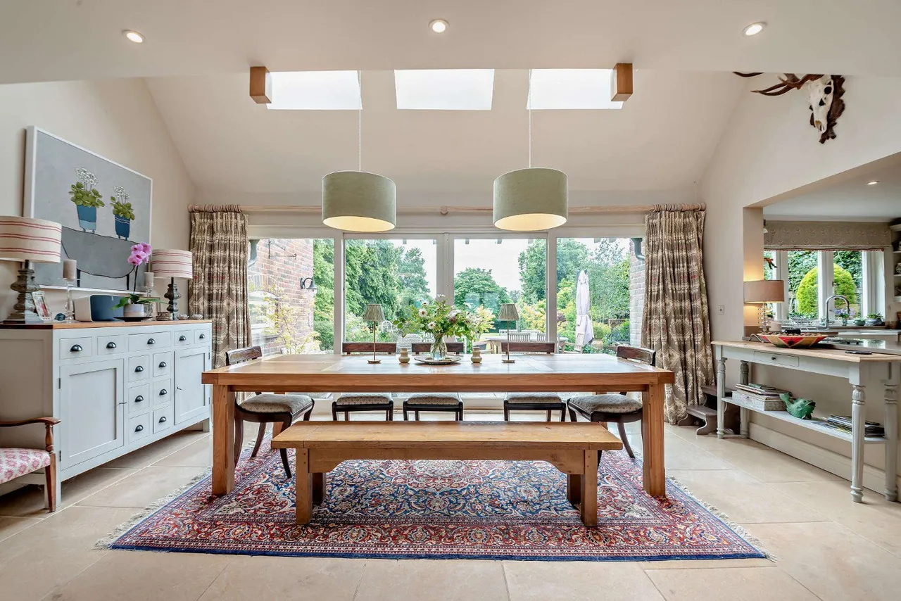 Penton Mewsey, Andover, Hampshire, SP11 0RE, photo 4
