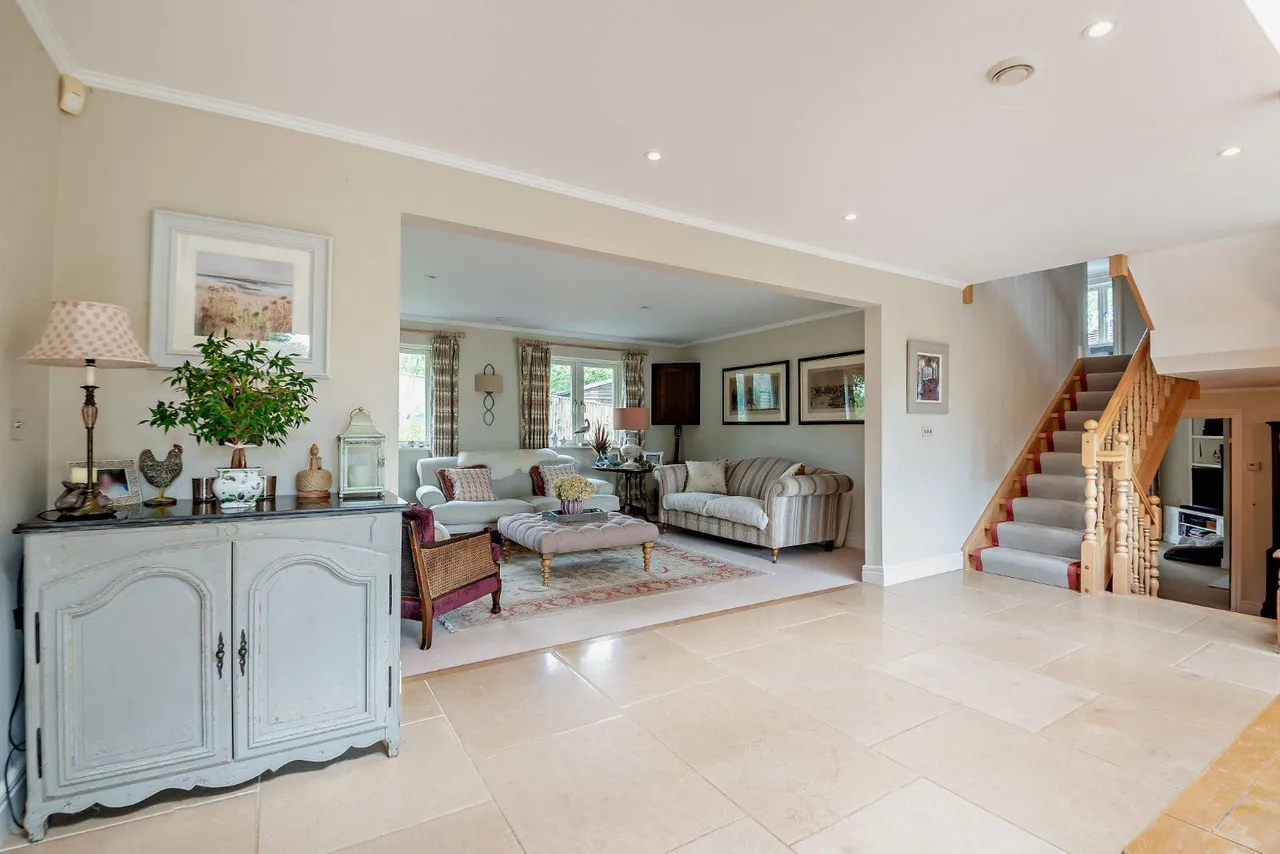 Penton Mewsey, Andover, Hampshire, SP11 0RE, photo 7