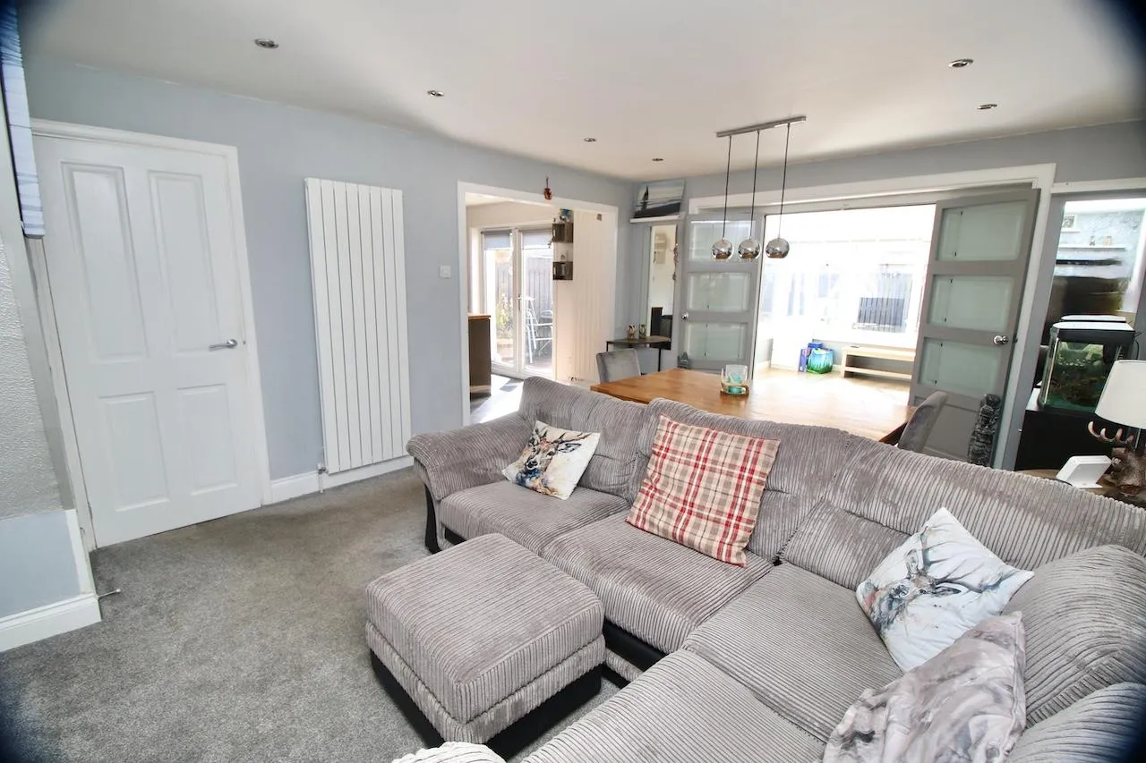 Hornbeam Road, Cumbernauld, G67 3NF, photo 4