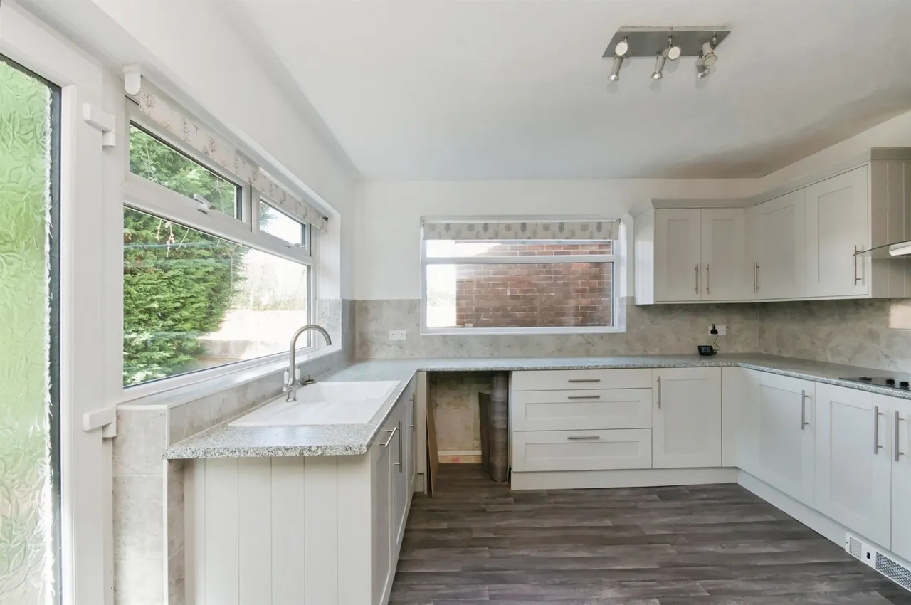 St. Johns Drive, Westham, BN24, photo 10