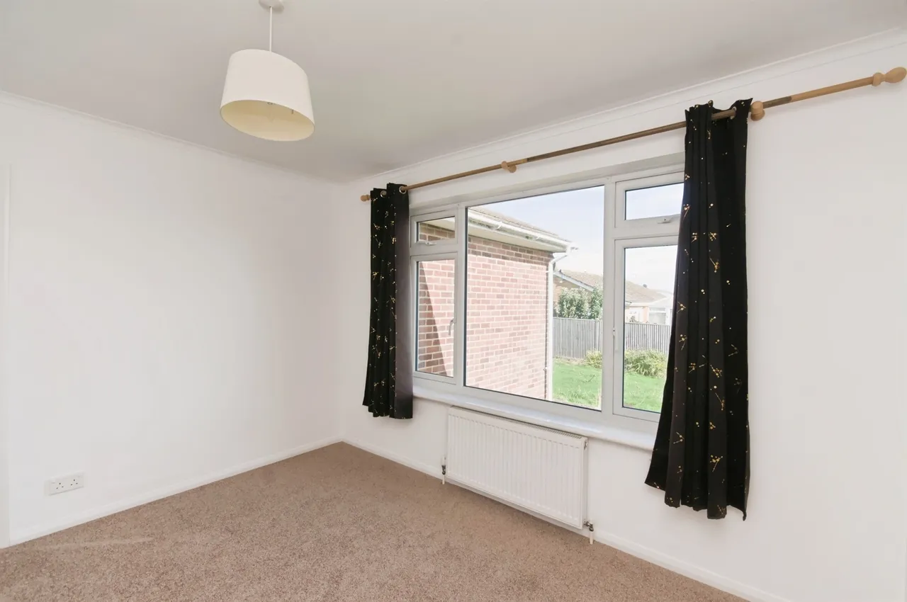 St. Johns Drive, Westham, BN24, photo 18