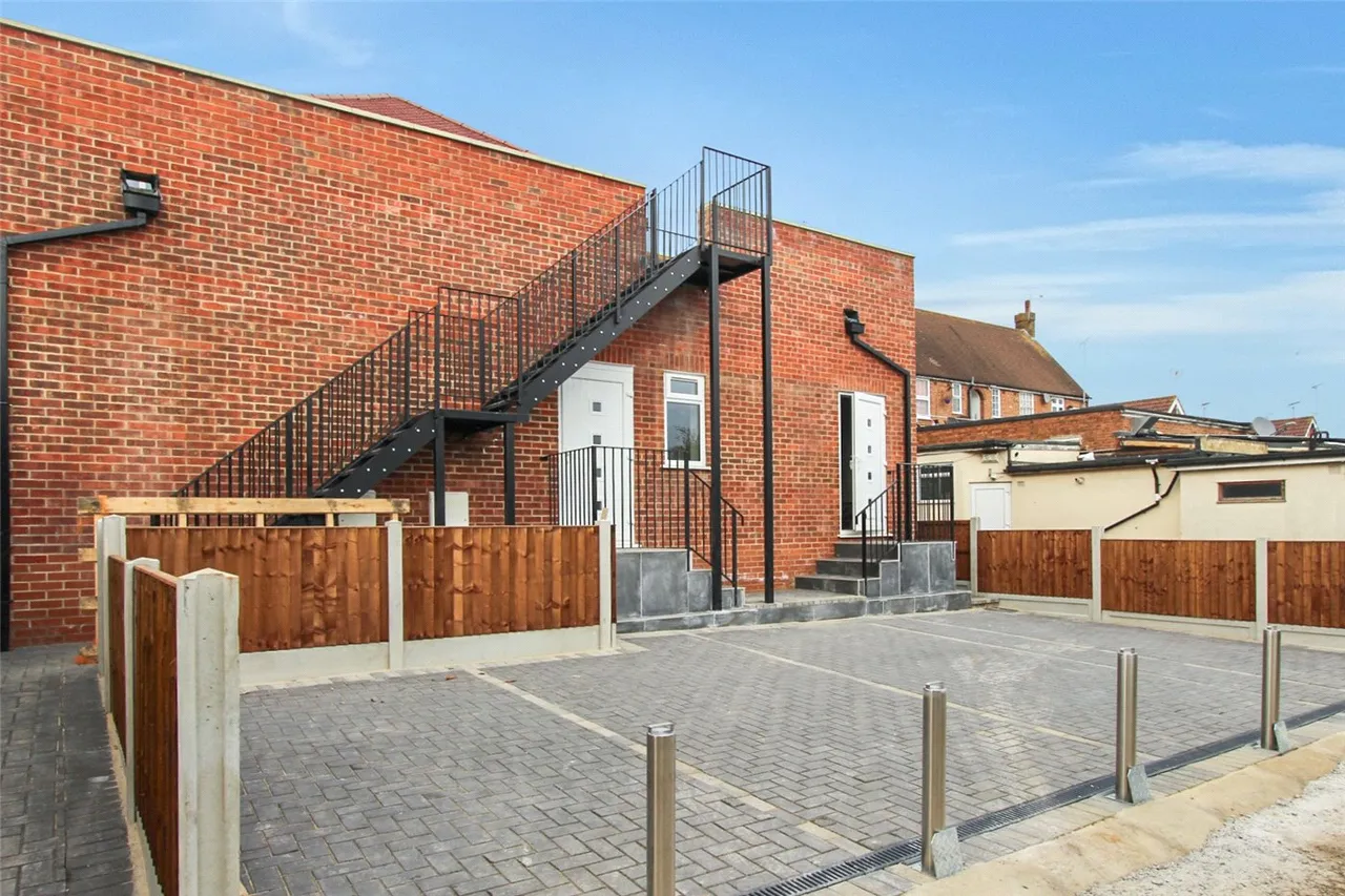 Eastwood Road North, Leigh-on-Sea, Essex, SS9, photo 11