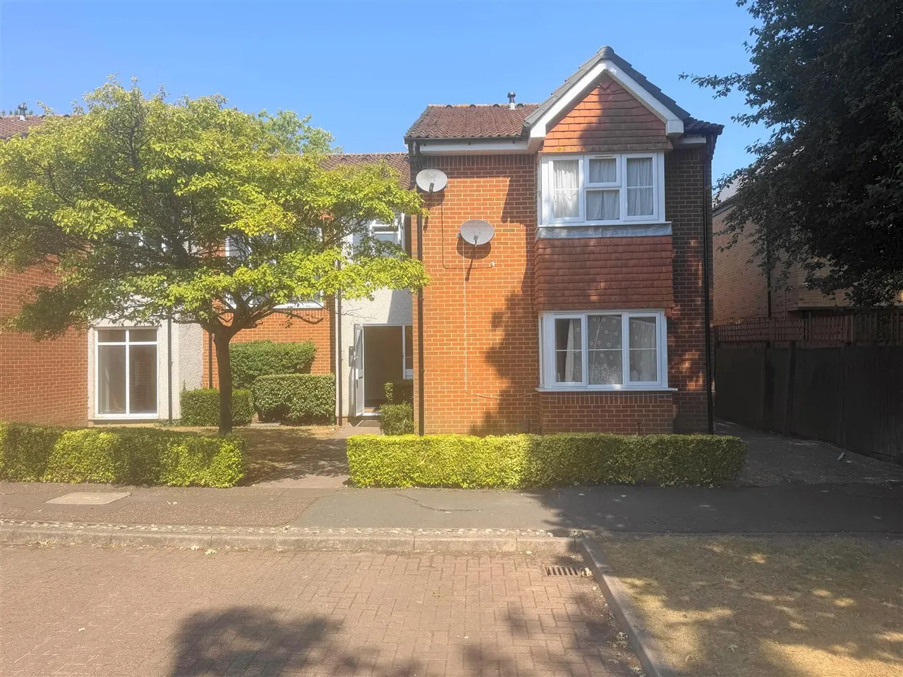 property for sale, Heatherwood Drive, Hayes