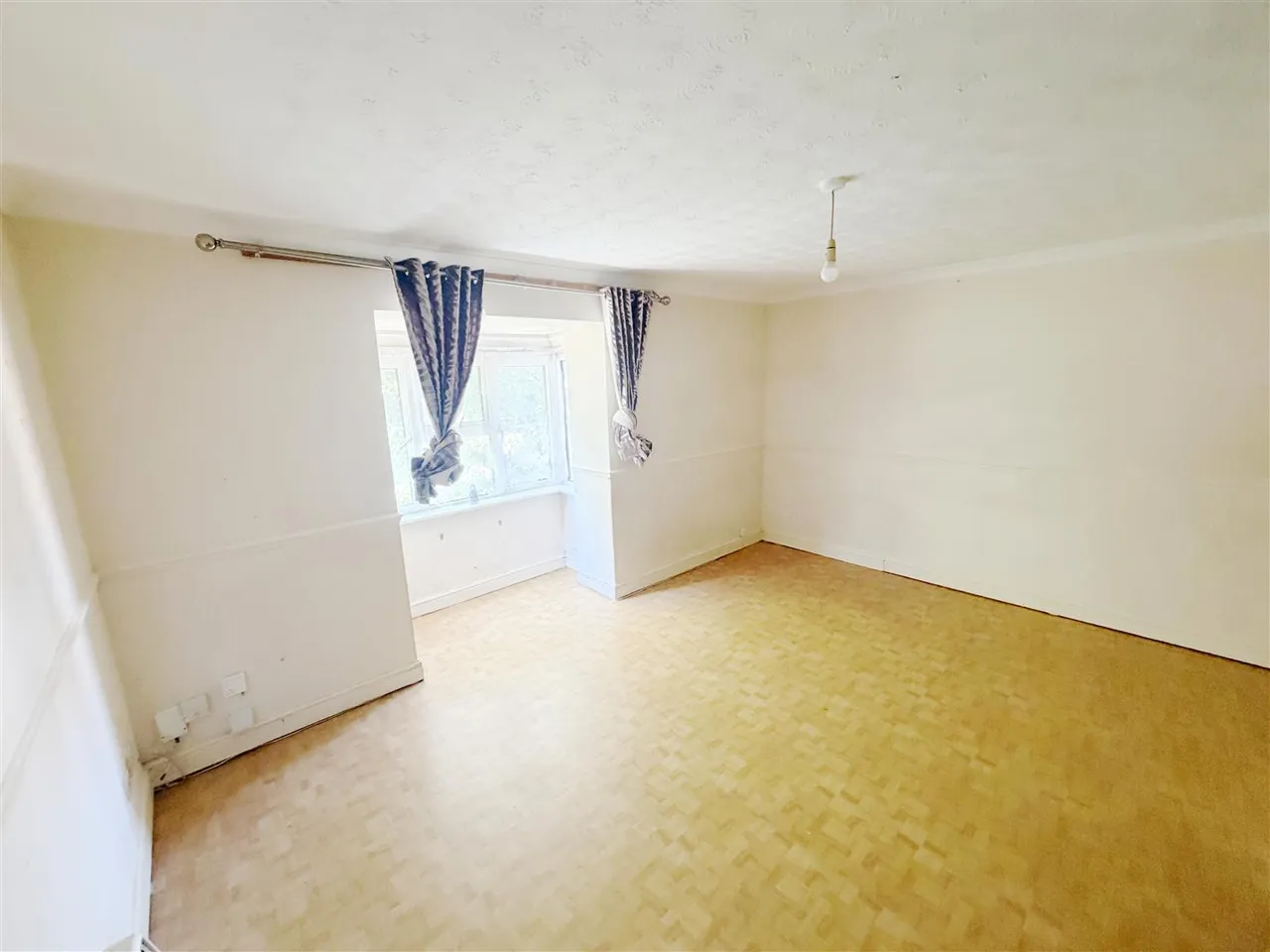 Heatherwood Drive, Hayes, photo 10