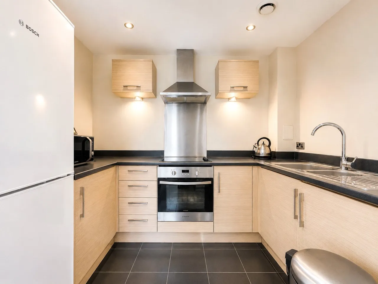 Needleman Close, London, NW9, photo 3