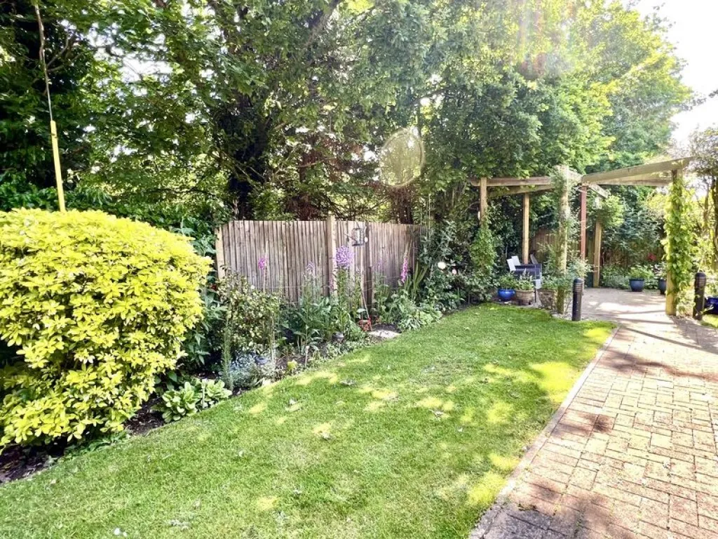 Penn Court, Calne, photo 12