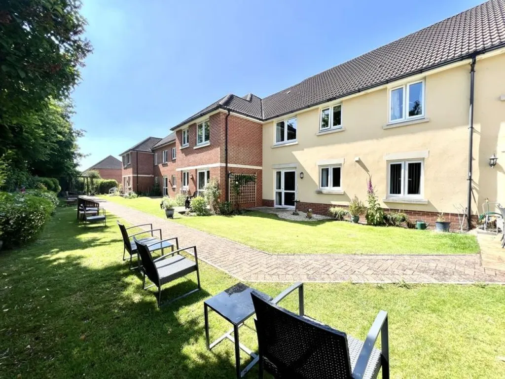 Penn Court, Calne, photo 13