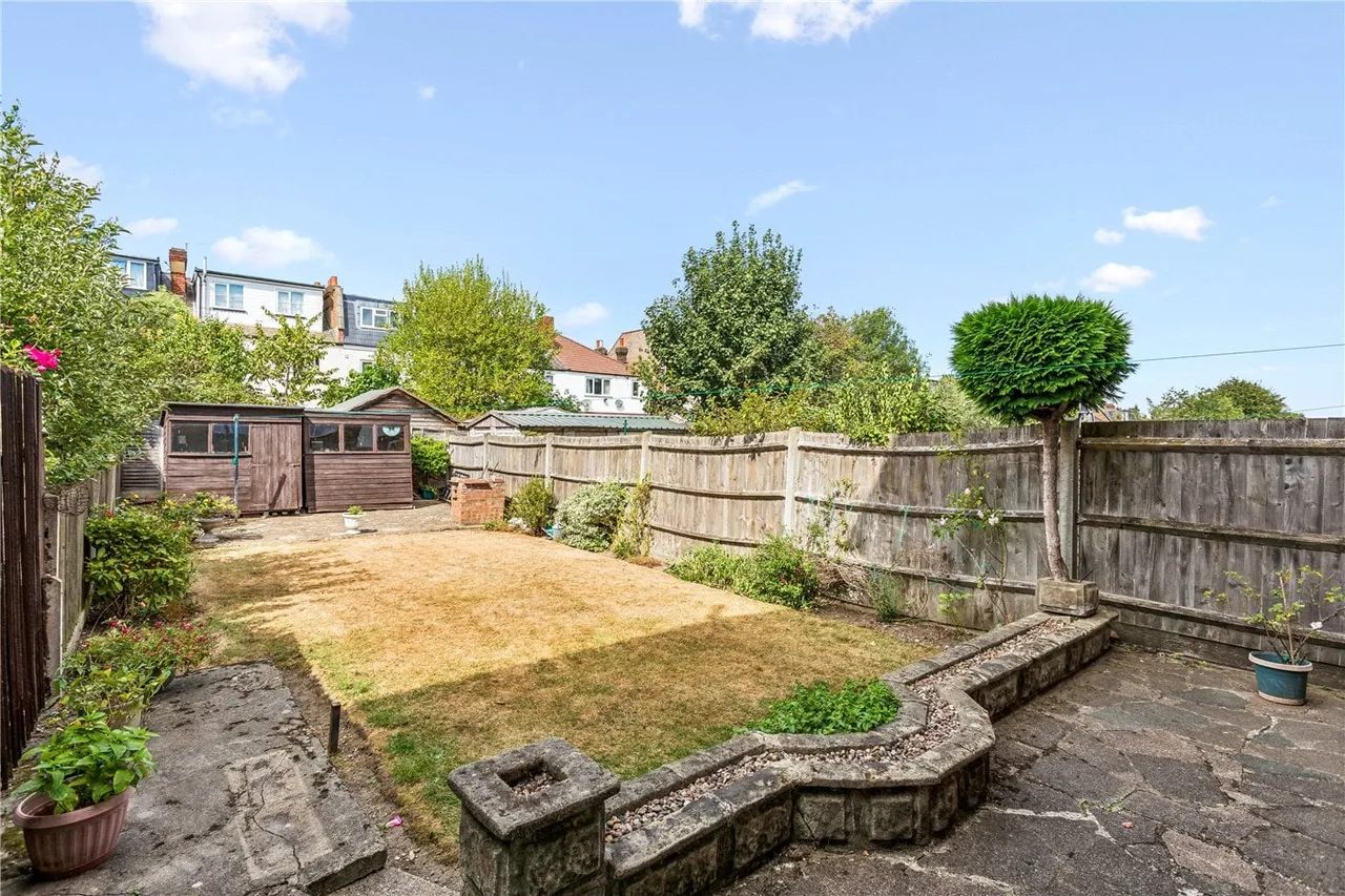 Avoca Road, London, SW17, photo 2