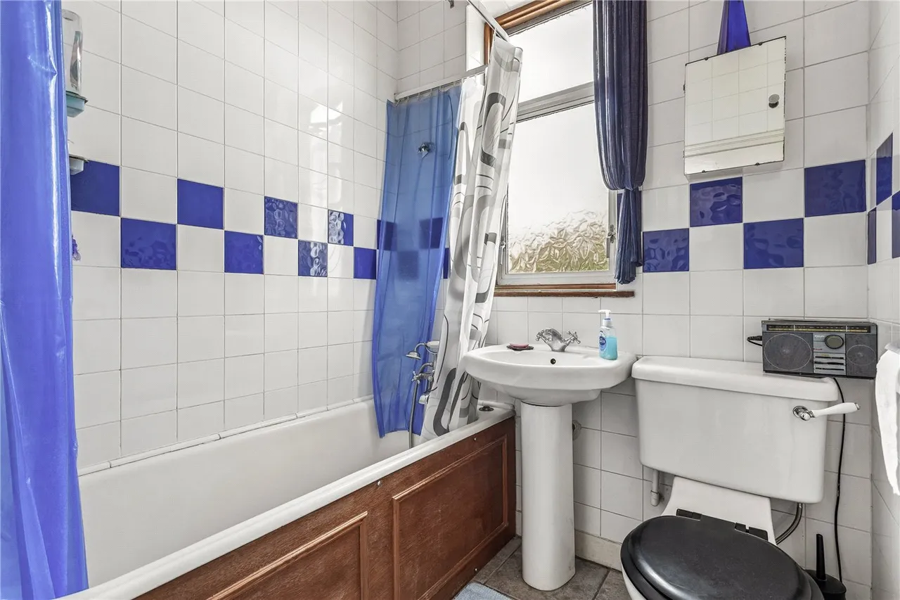 Avoca Road, London, SW17, photo 6