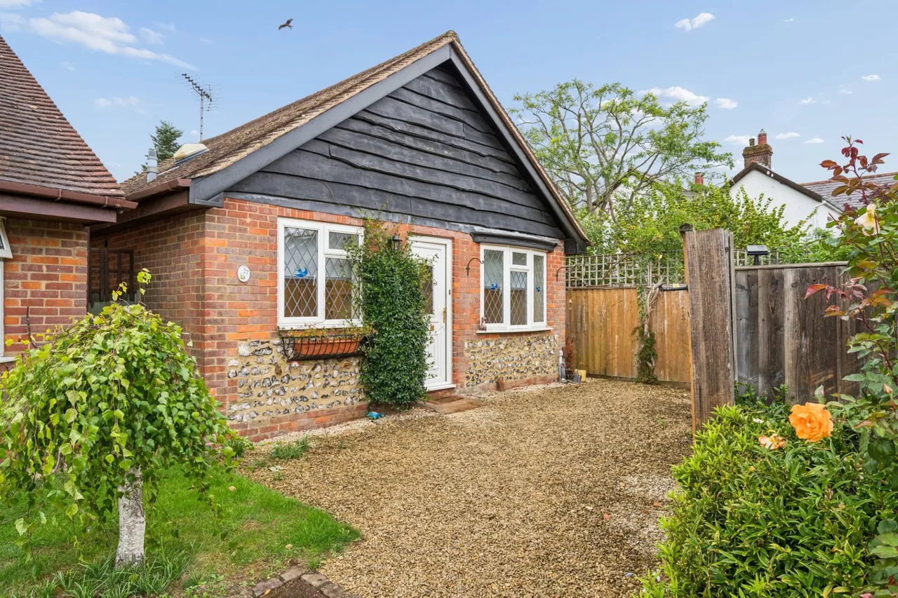 2 bed house for sale, Dresser Road, Prestwood, HP16
