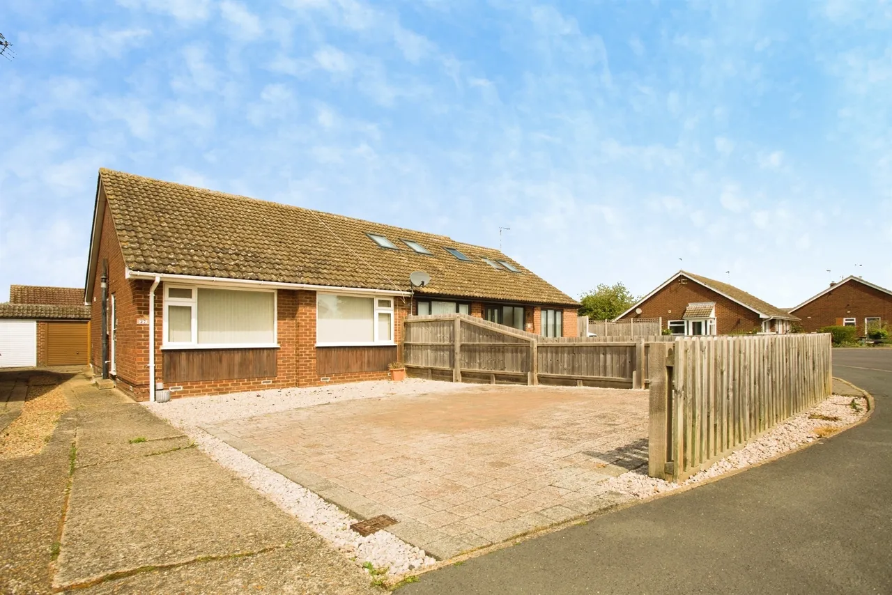 2 bed house for sale — Mill Lane, Histon, Cambridge