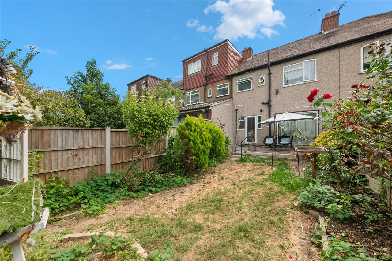 Torcross Road, Ruislip, photo 11