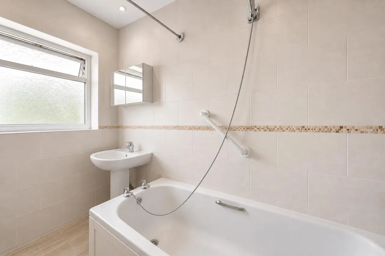 Torcross Road, Ruislip, photo 9