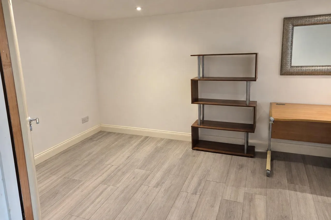 Washington Drive, Slough, photo 14