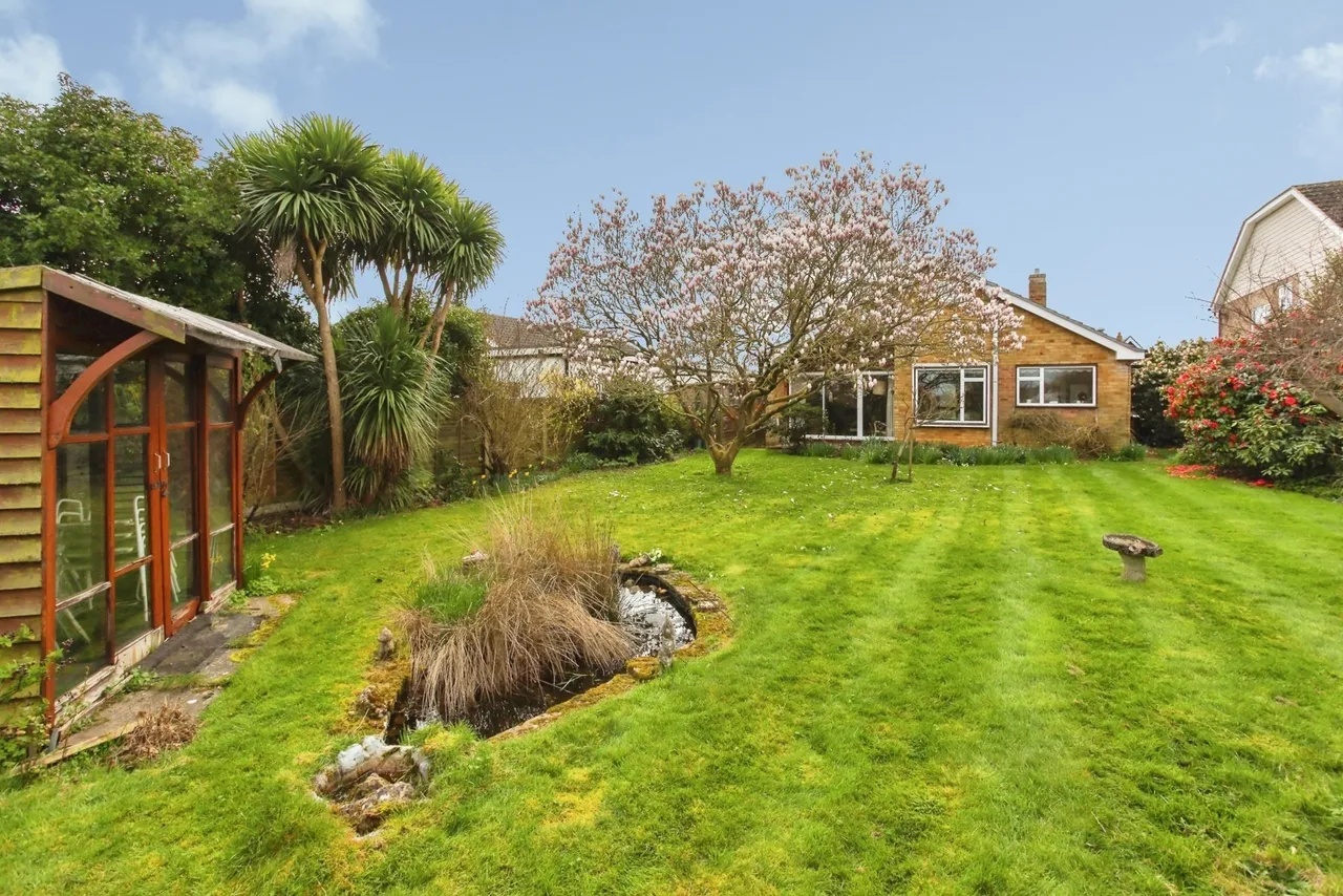 Barchester Way, Tonbridge, TN10, photo 13