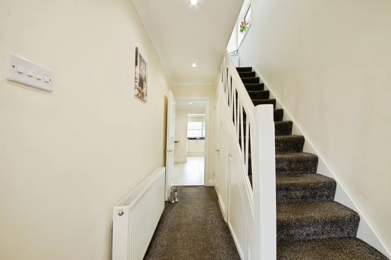 Arlington Gardens, Romford, RM3, photo 9