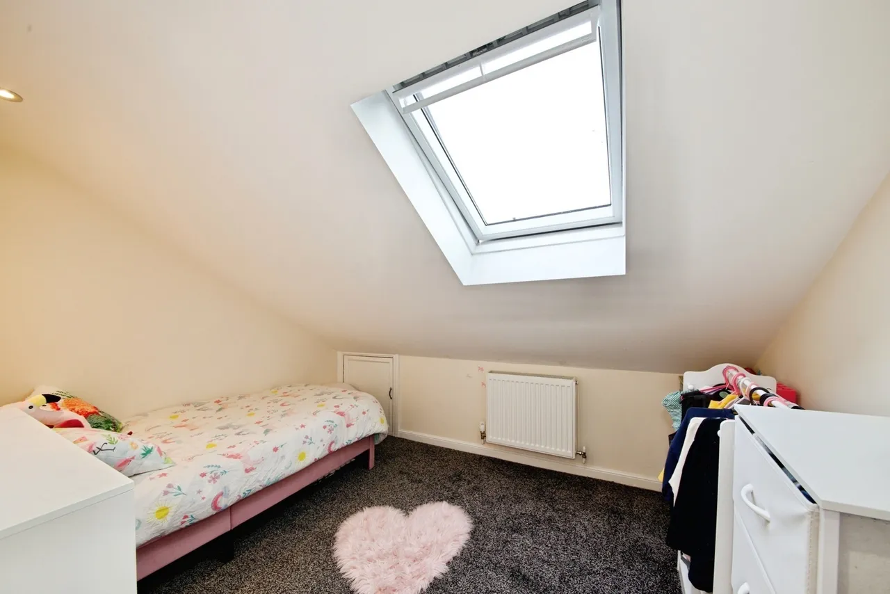 Arlington Gardens, Romford, RM3, photo 16