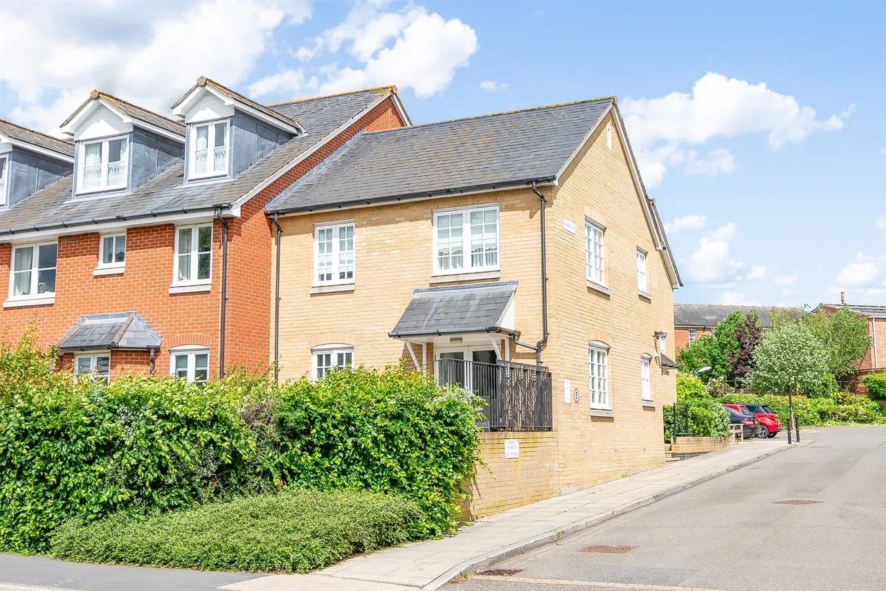 1 bed flat for sale — Spital Road, Maldon
