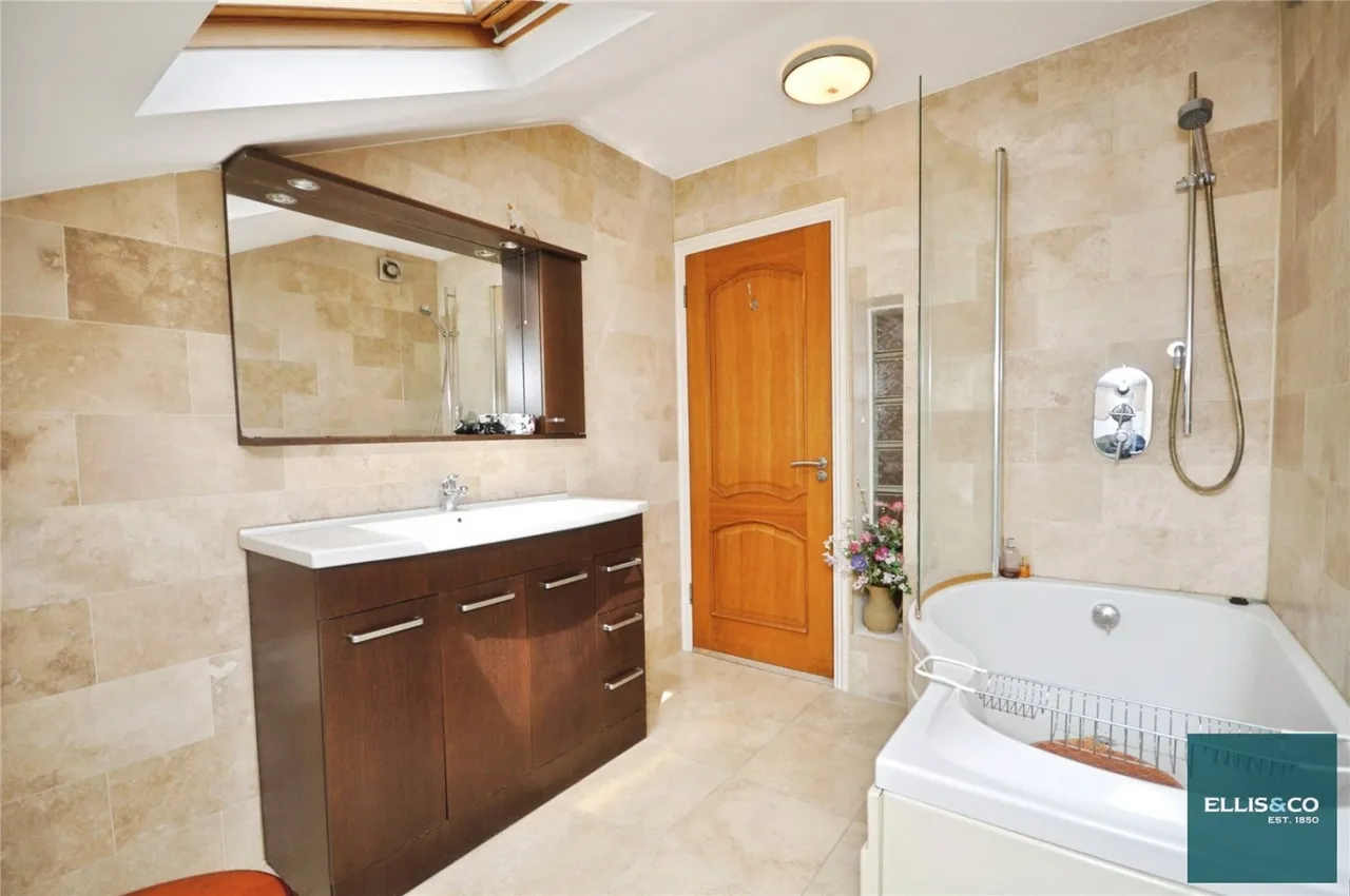 Long Lane, Finchley, N3, photo 4