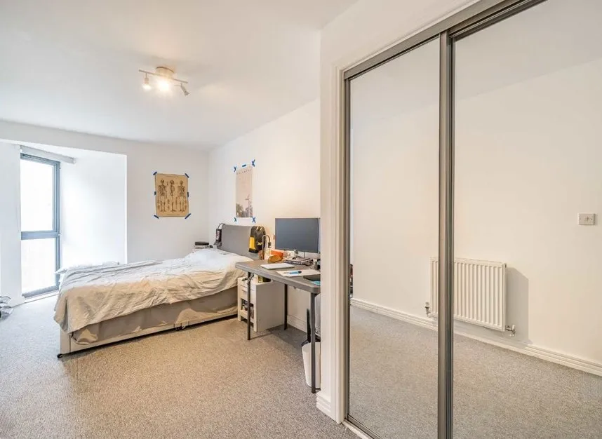 Annabel Close, Canary Wharf, E14, photo 5
