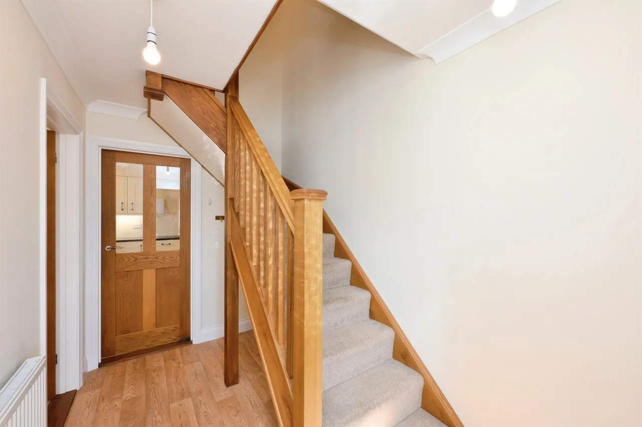 Turners Hill, Cheshunt, EN8, photo 16