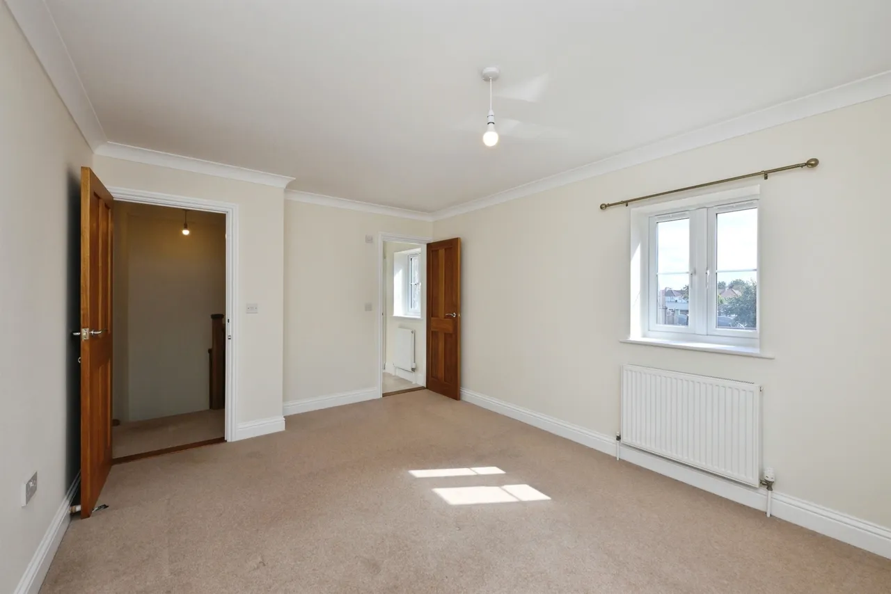 Turners Hill, Cheshunt, EN8, photo 8