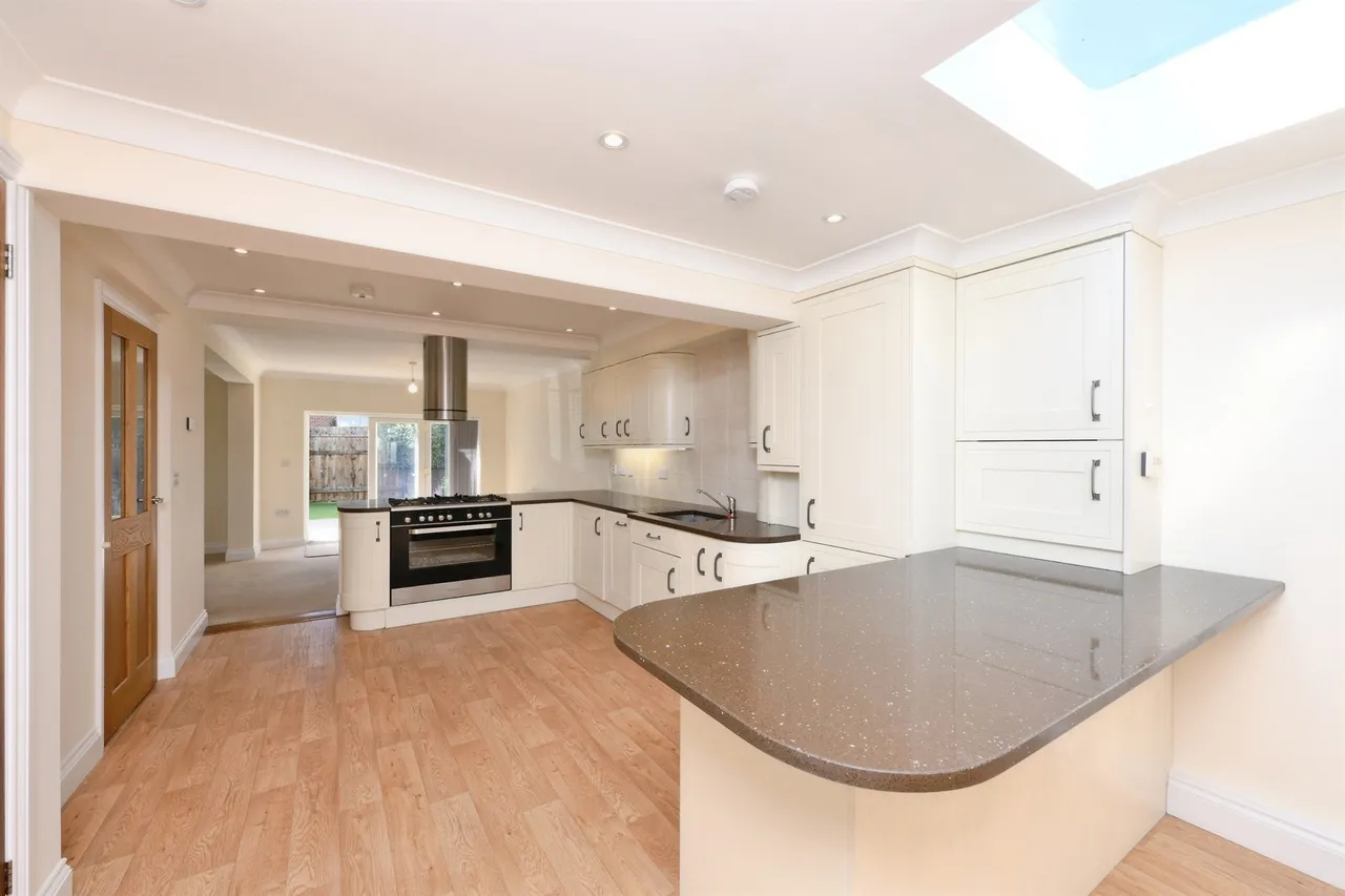 Turners Hill, Cheshunt, EN8, photo 5