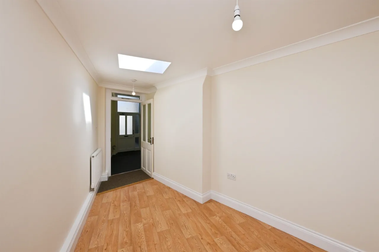 Turners Hill, Cheshunt, EN8, photo 12