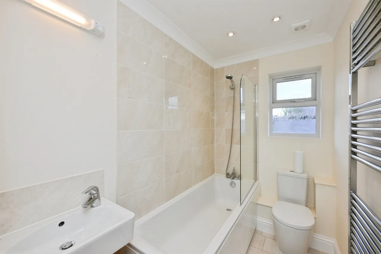Turners Hill, Cheshunt, EN8, photo 9