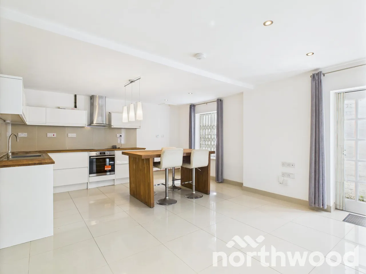 Sandgate High Street, Sandgate, CT20, photo 3