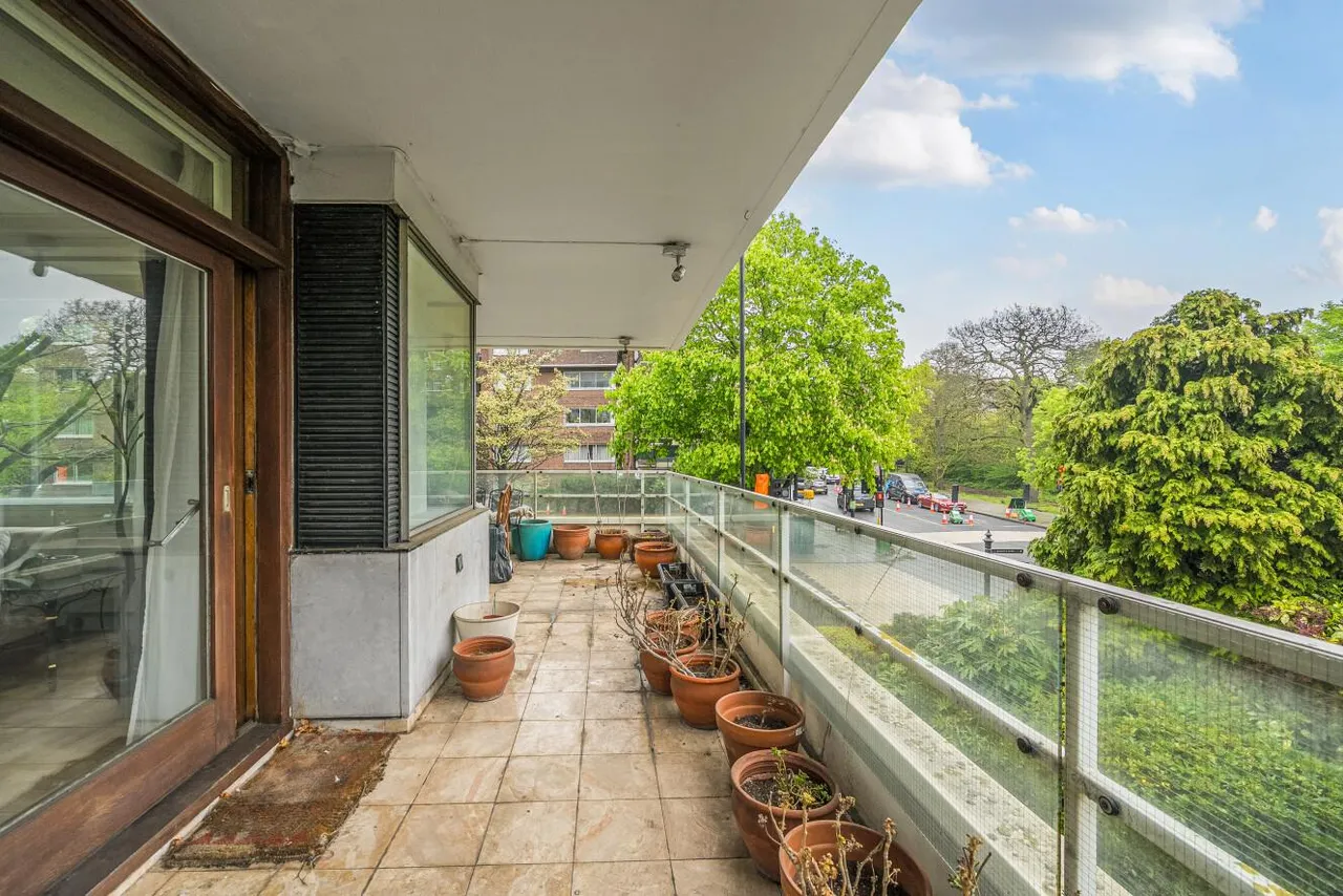 Prince Albert Road, St Johns Wood, NW8, photo 12