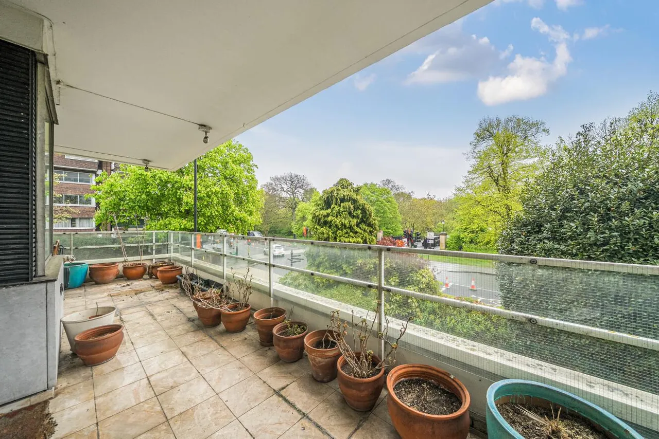 Prince Albert Road, St Johns Wood, NW8, photo 3