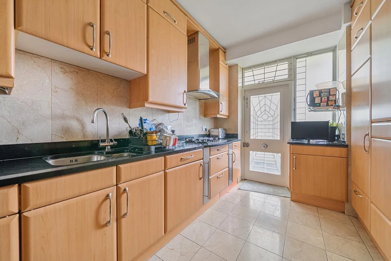 Prince Albert Road, St Johns Wood, NW8, photo 5