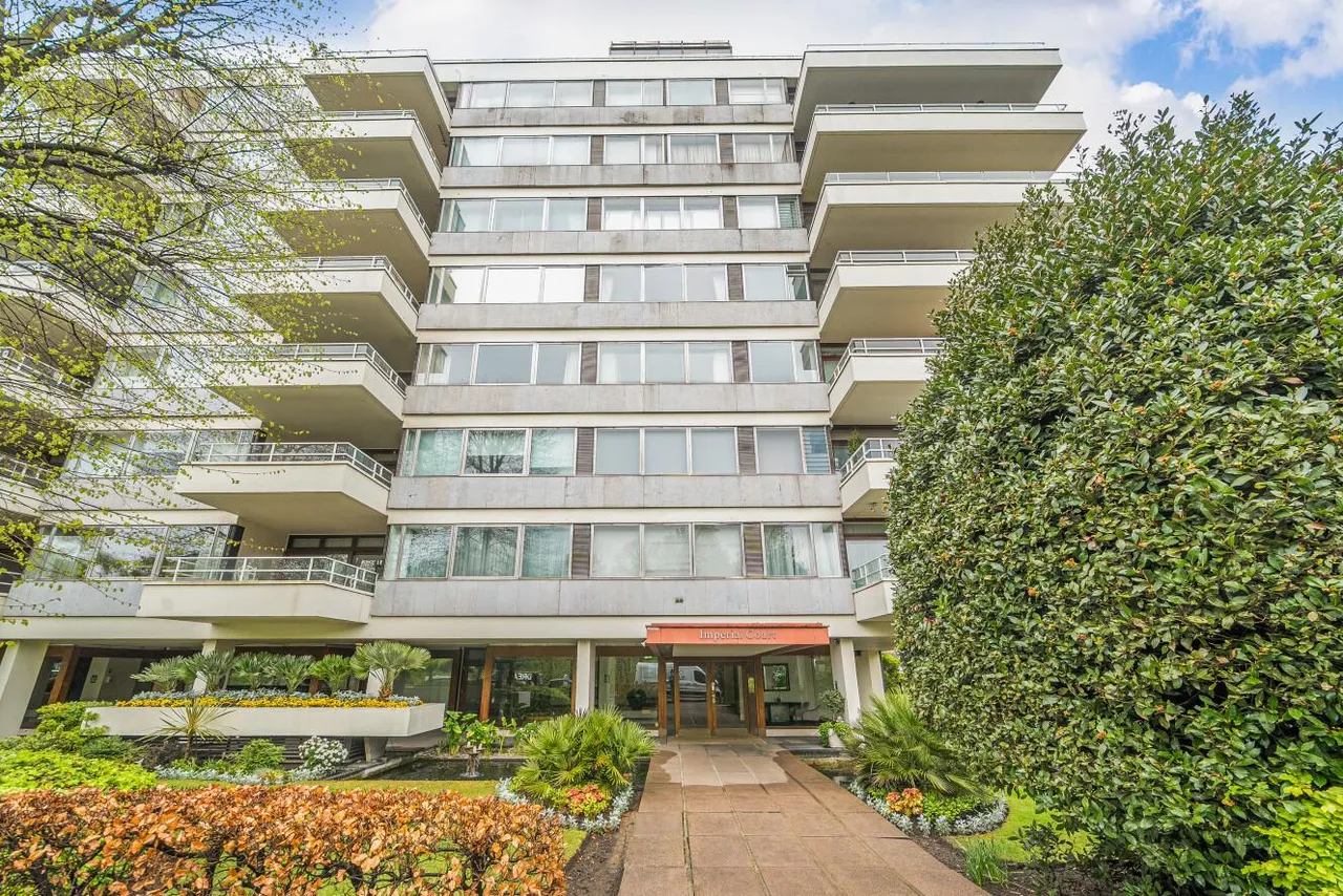 4 bed flat for sale, Prince Albert Road, St Johns Wood, NW8