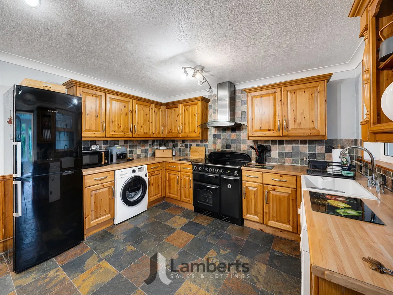 10 Linton Close, Redditch, photo 8
