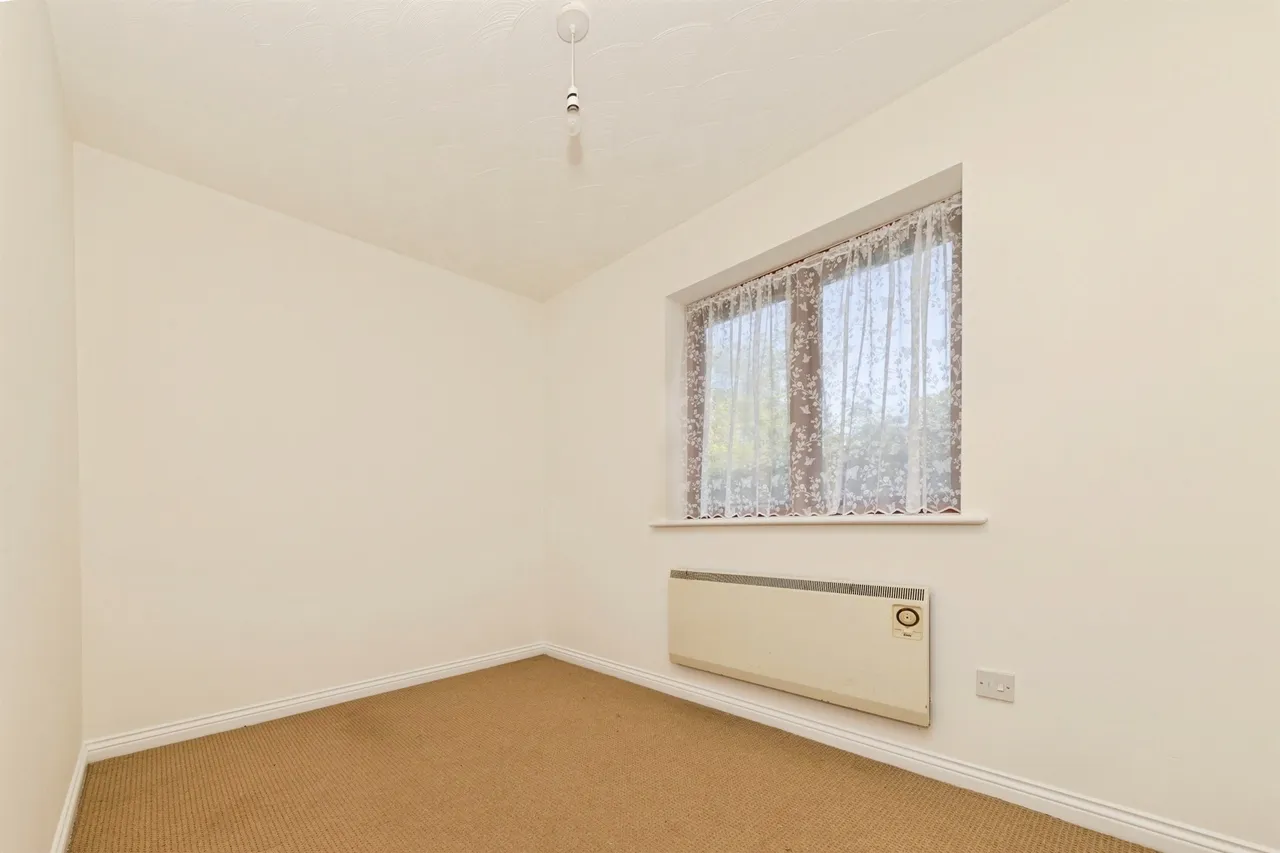Victoria Gardens, Highwoods, Colchester, photo 9