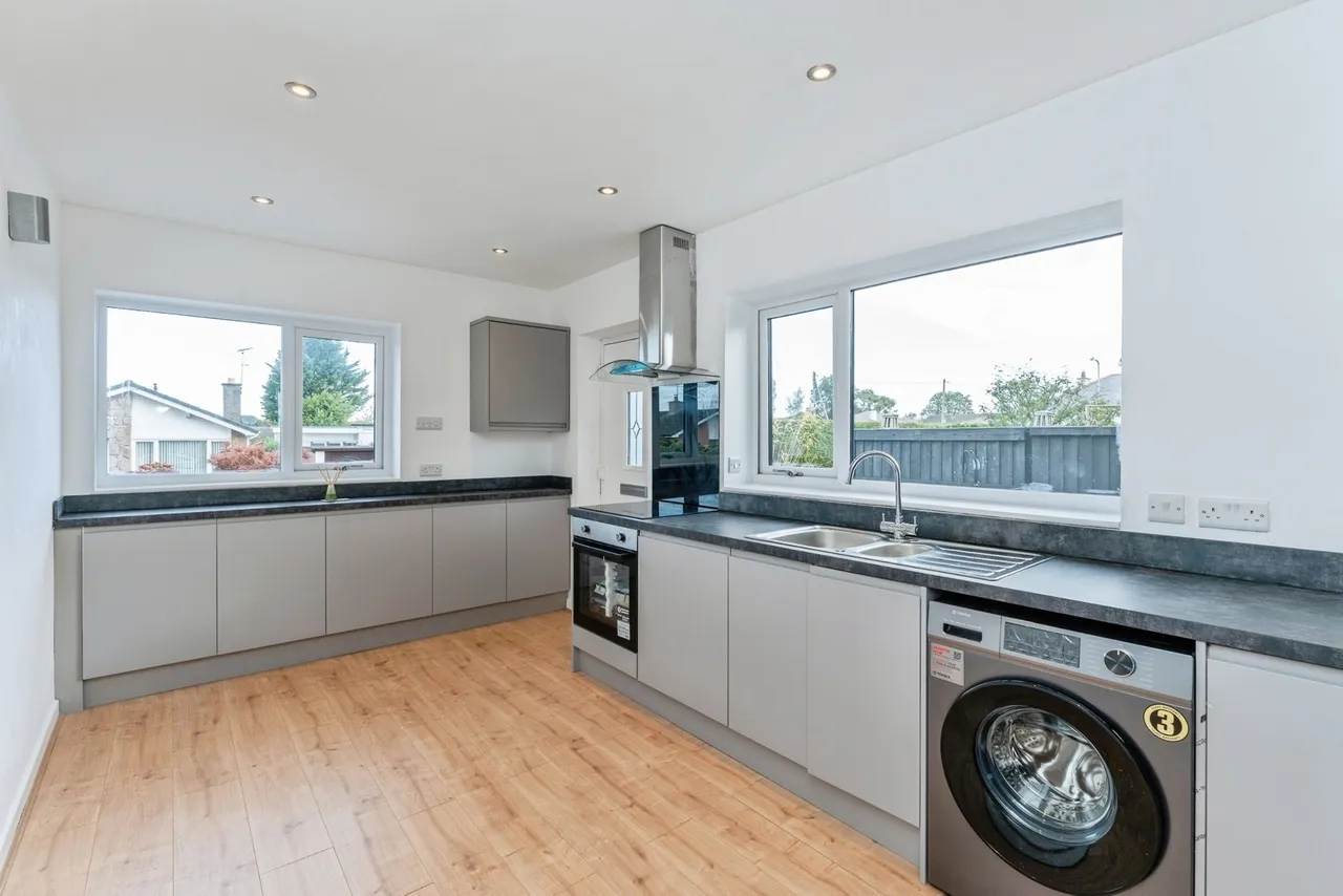 Kerfoot Avenue, Rhuddlan, LL18, photo 10