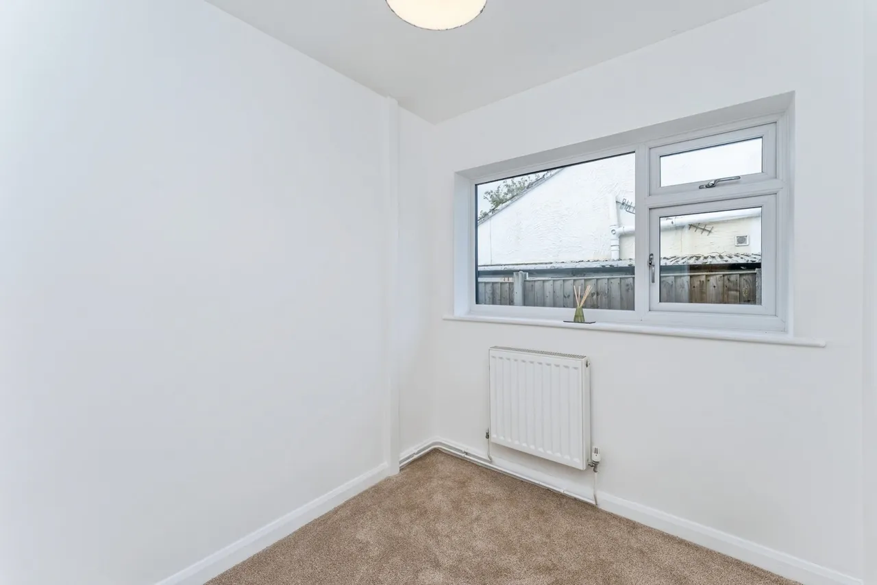 Kerfoot Avenue, Rhuddlan, LL18, photo 16