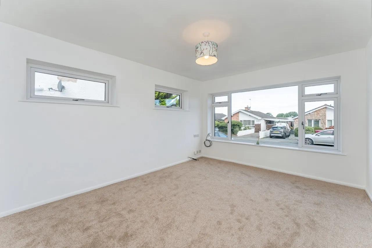Kerfoot Avenue, Rhuddlan, LL18, photo 3