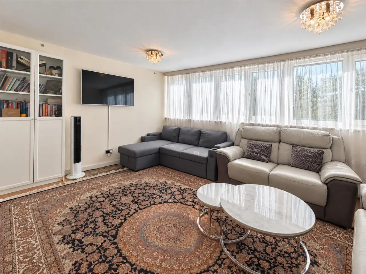 Ferraro Close, Heston, TW5, photo 9