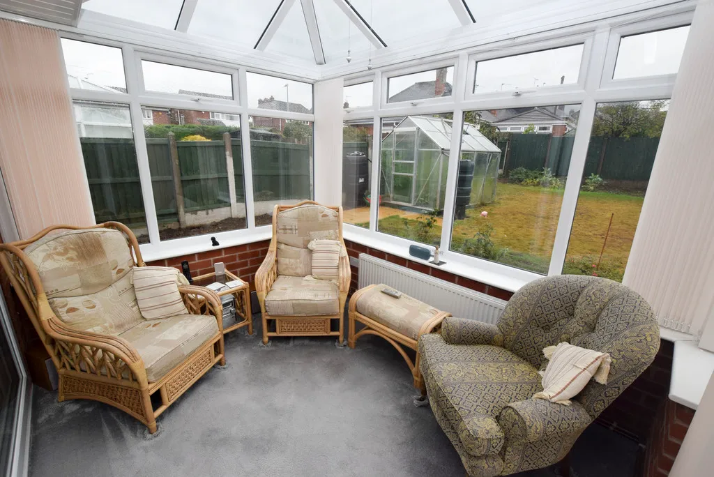 Holyhead Road, Wellington, TF1, photo 7