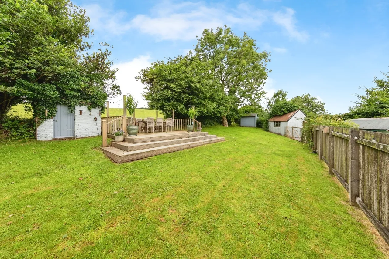 Croesyceiliog, Carmarthen, SA32, photo 3