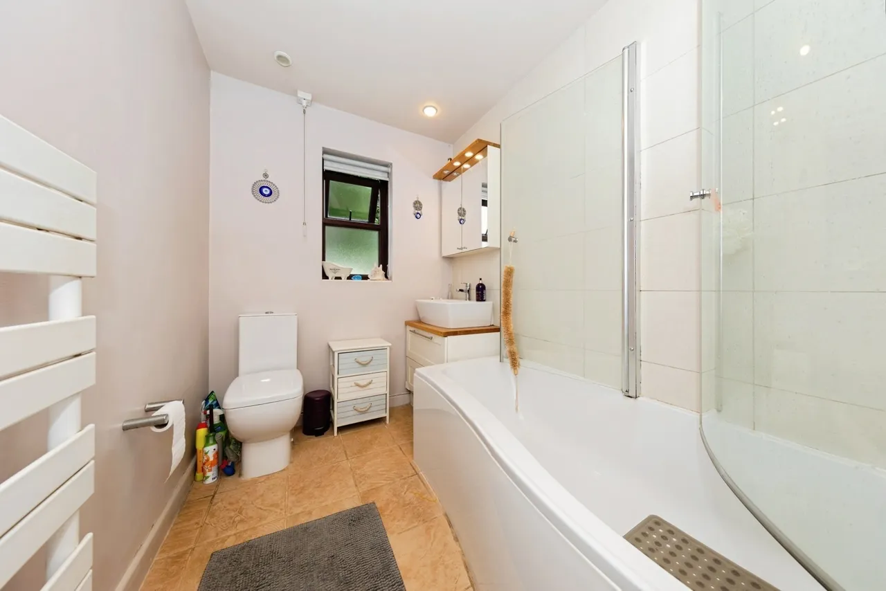 Croesyceiliog, Carmarthen, SA32, photo 10