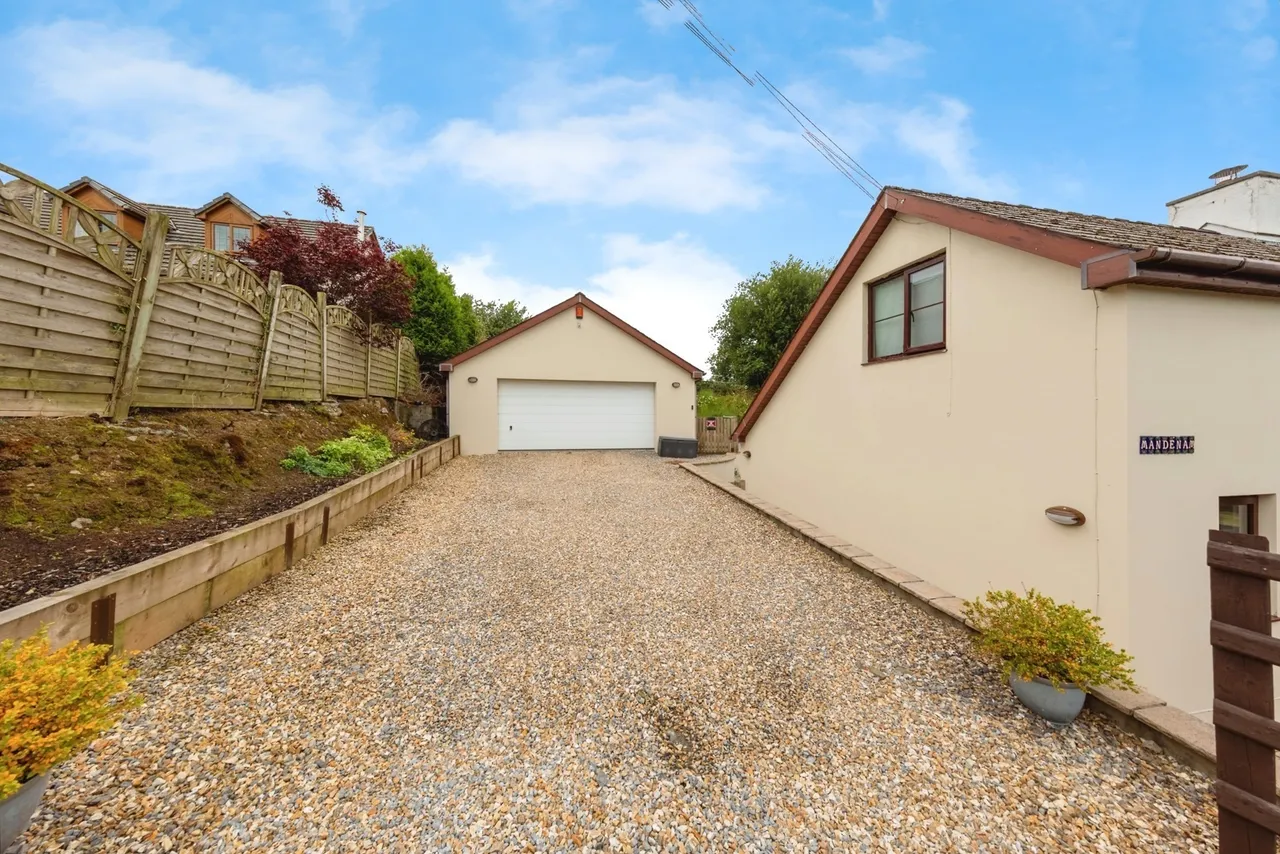 Croesyceiliog, Carmarthen, SA32, photo 14