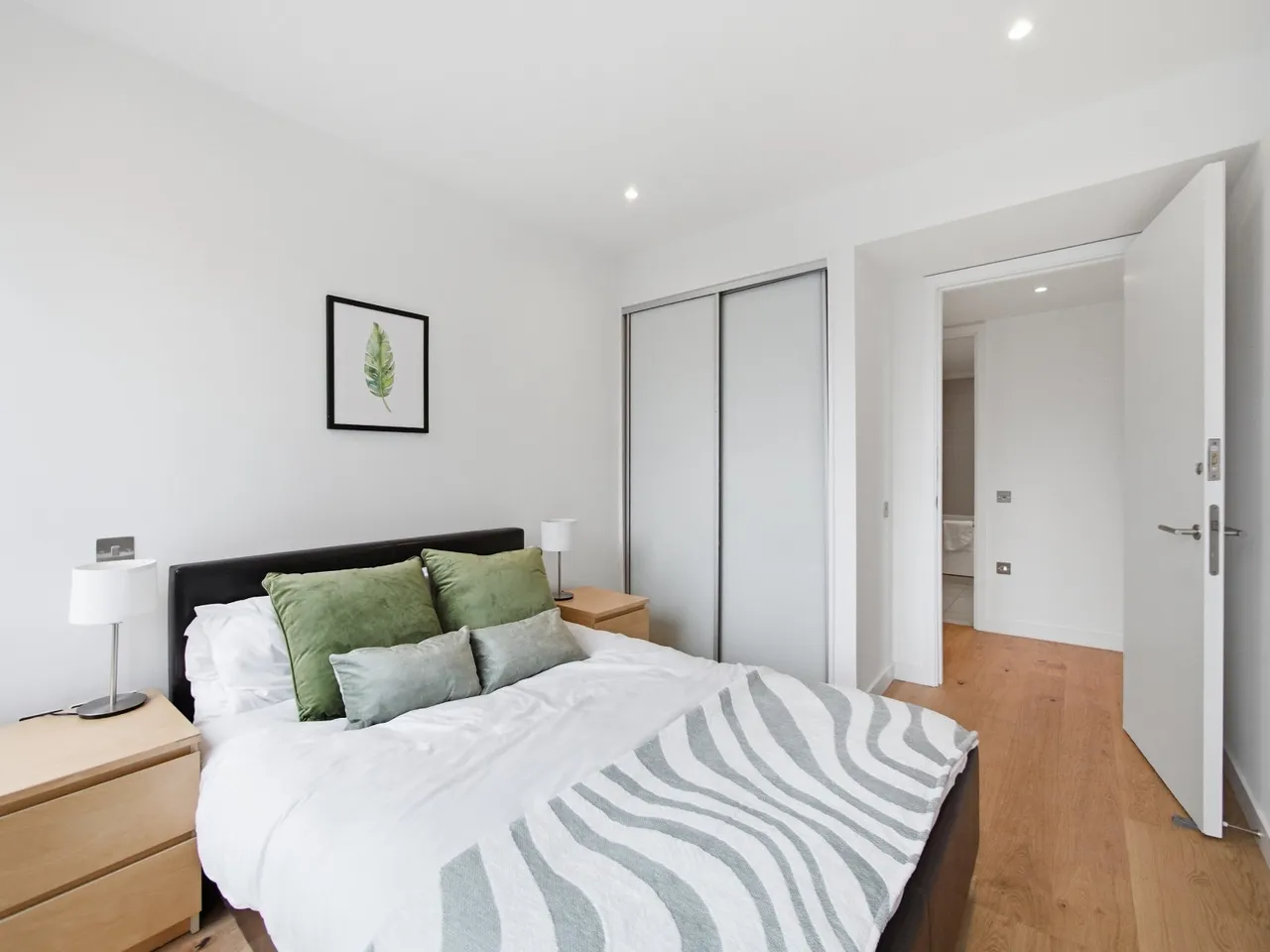 Simpson Loan, Quartermile, EH3, photo 11